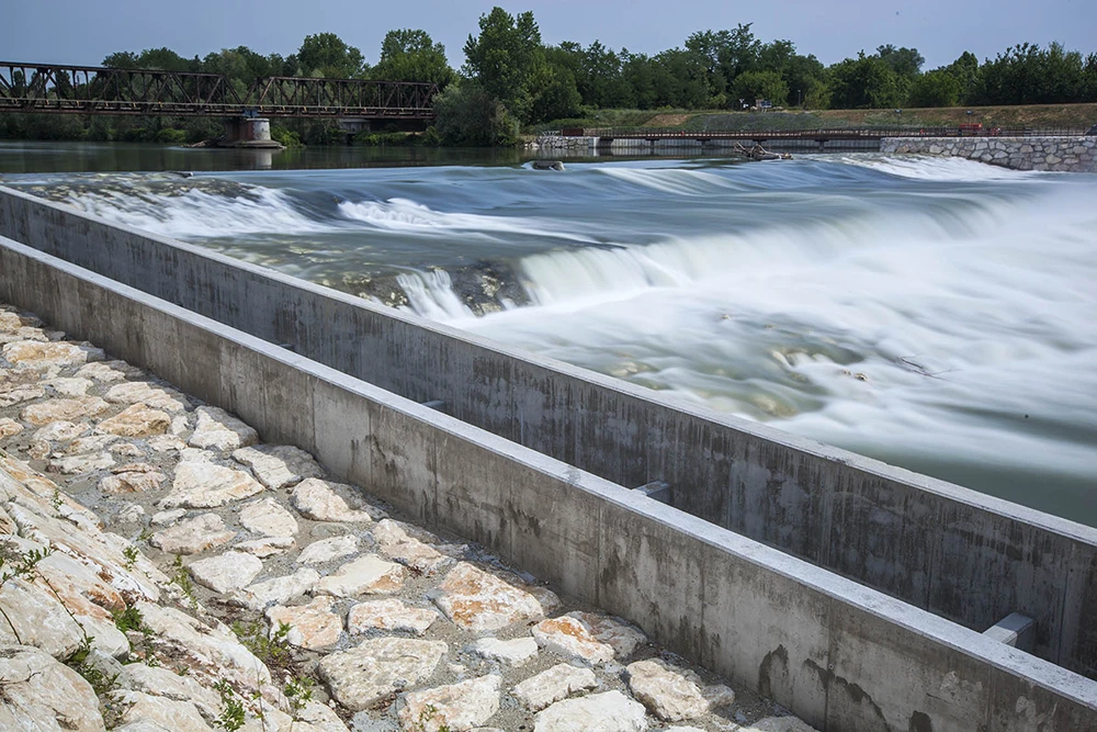 acqua corrente centrale idroelettrica
