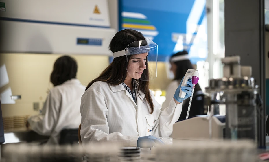 Researcher in laboratory