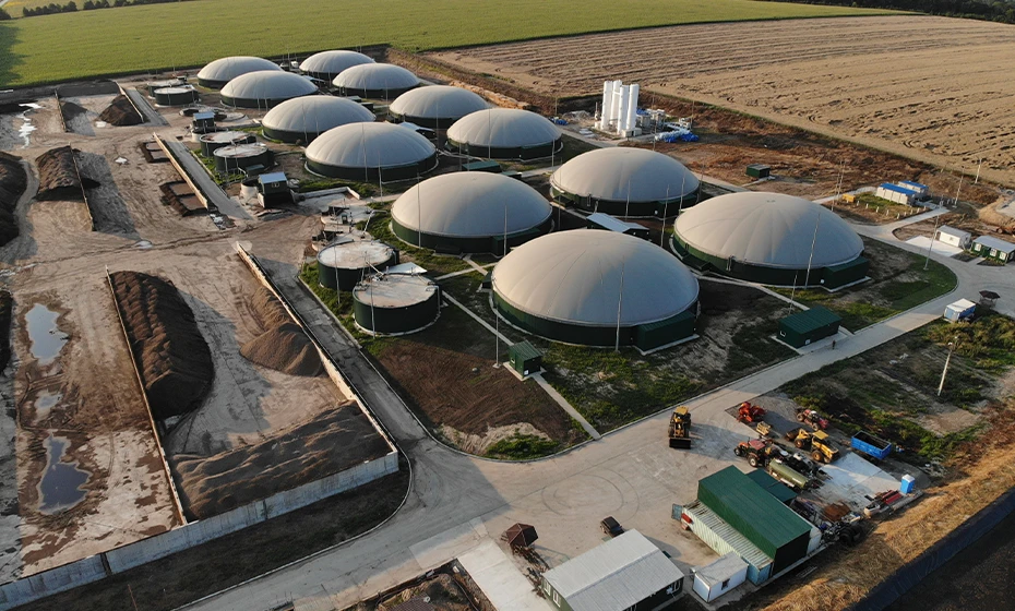 veduta aerea impianto biometano costruzione