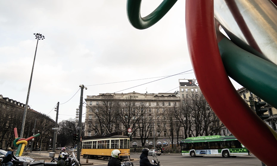 piazzale cadorna palazzo edison milano