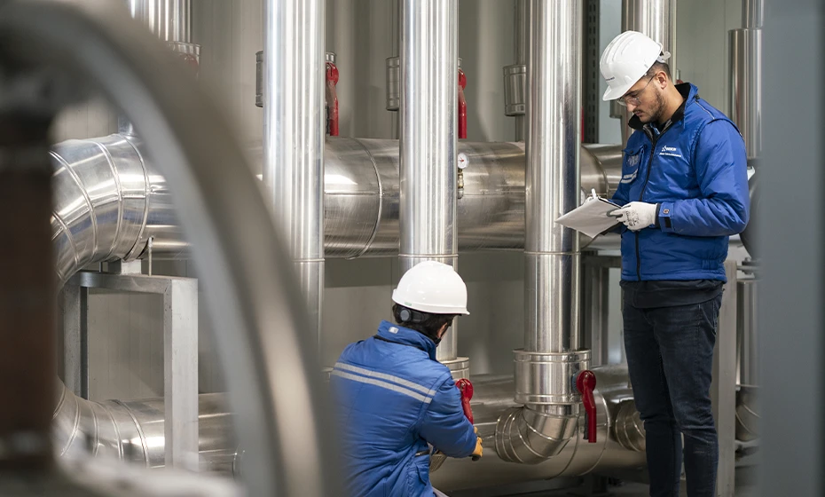 addetti macchinari impianto di teleriscaldamento