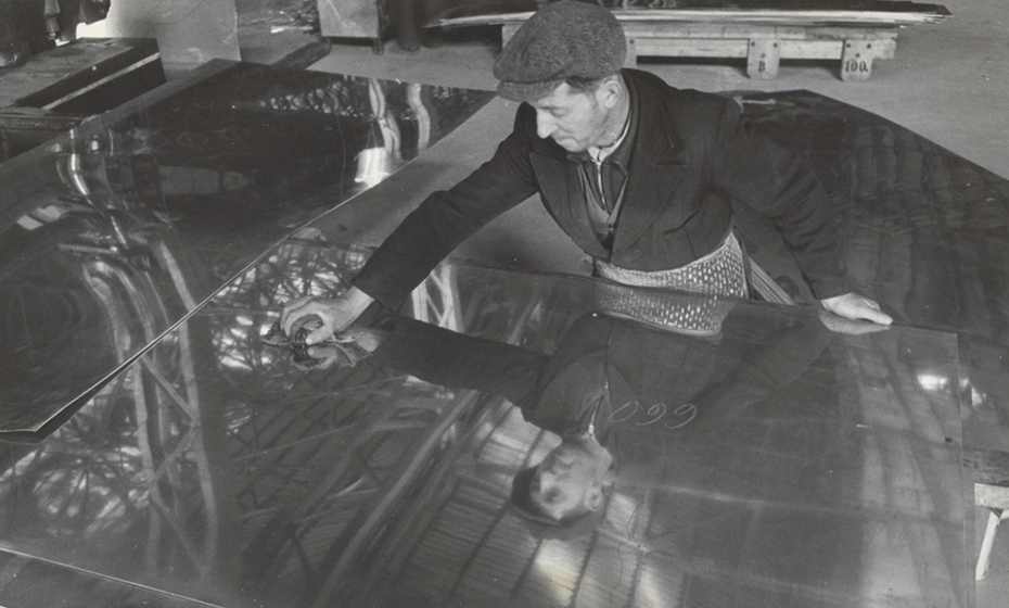 operaio lavoro lastra alluminio