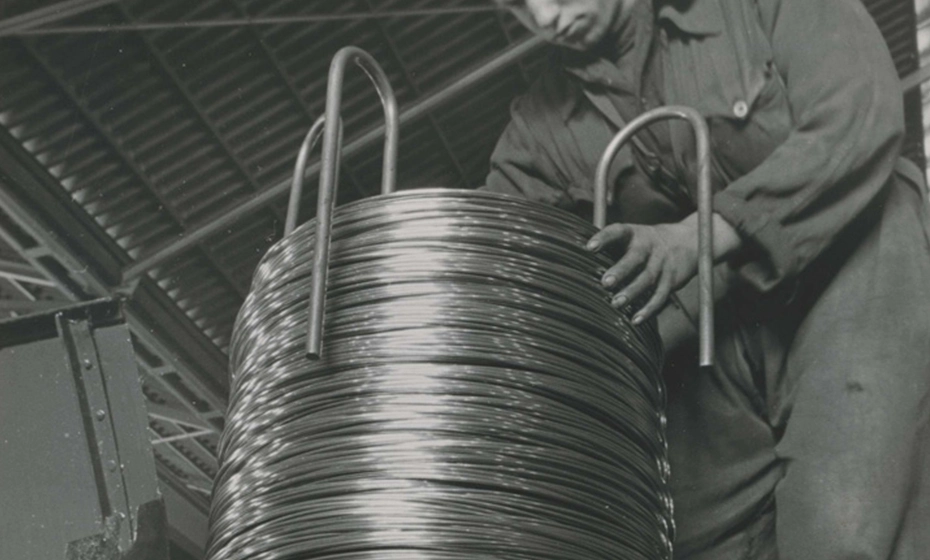 addetto lavoro reparto trafileria corderia