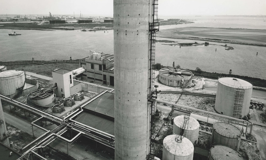 parco serbatoi Centrale Montedison petrolchimica