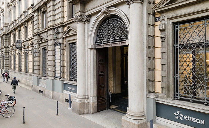 ingresso palazzo edison milano