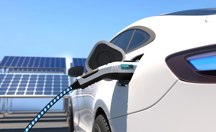 auto elettrica ricarica energia solare