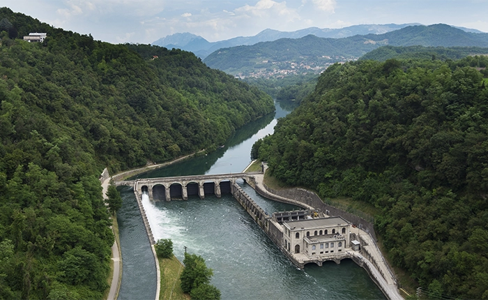 veduta alto centrale idroelettrica Semenza